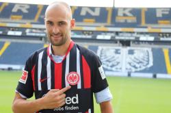 包含今晚法兰克福调整名单以备葡超，调整名单环节打磨，信心回归，资深球员宣示担当的词条-九博官网