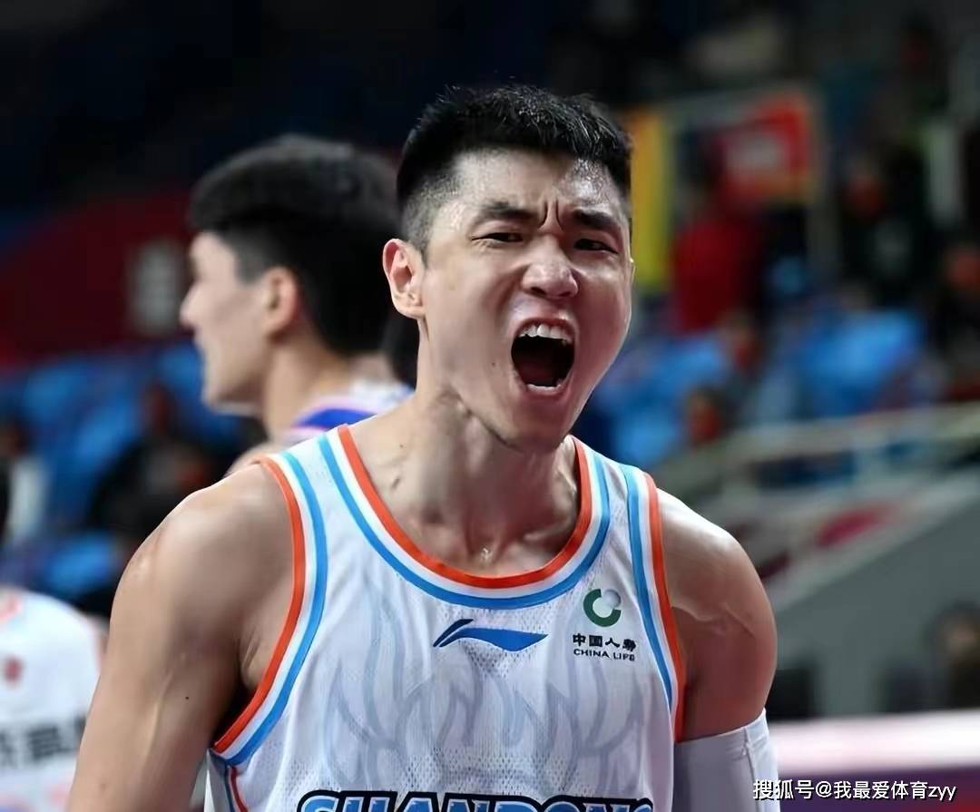 广东省游泳协会颁发优秀运动员奖 