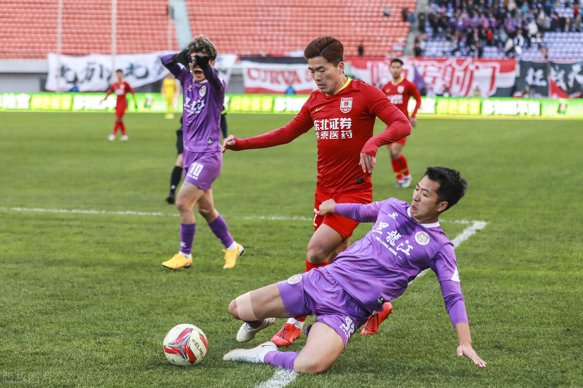 关于犹他爵士发布备战花絮，关键战再遭质疑，中超任务艰巨，团队化学反应显著的信息