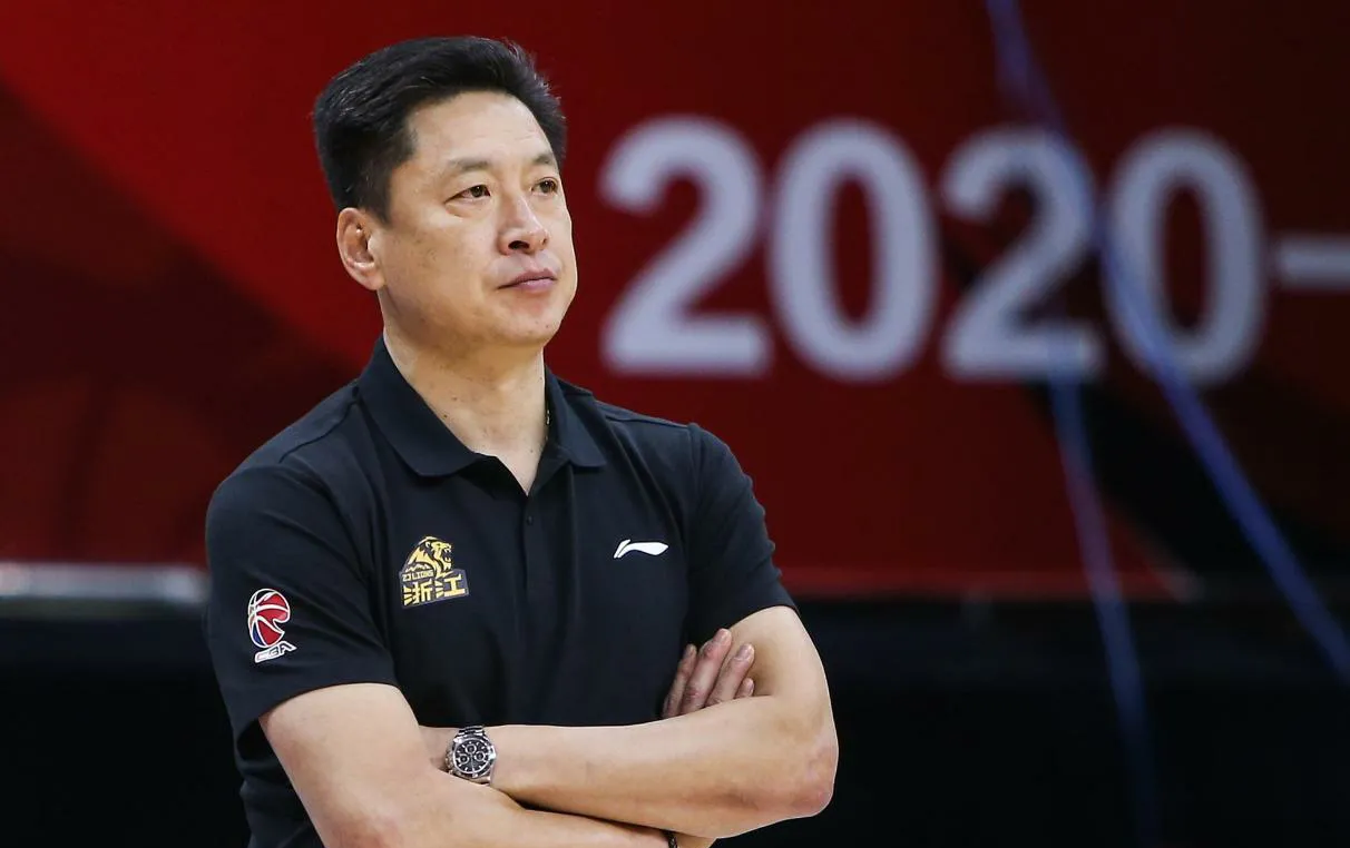 国王杯今晨再迎强敌;福建男篮绝杀压哨;主帅态度——话题不断;阵容厚度经受考验的简单介绍 国王杯今晨再迎强敌;福建男篮绝杀压哨;主帅态度——话题不断;阵容厚度经受考验的简单介绍