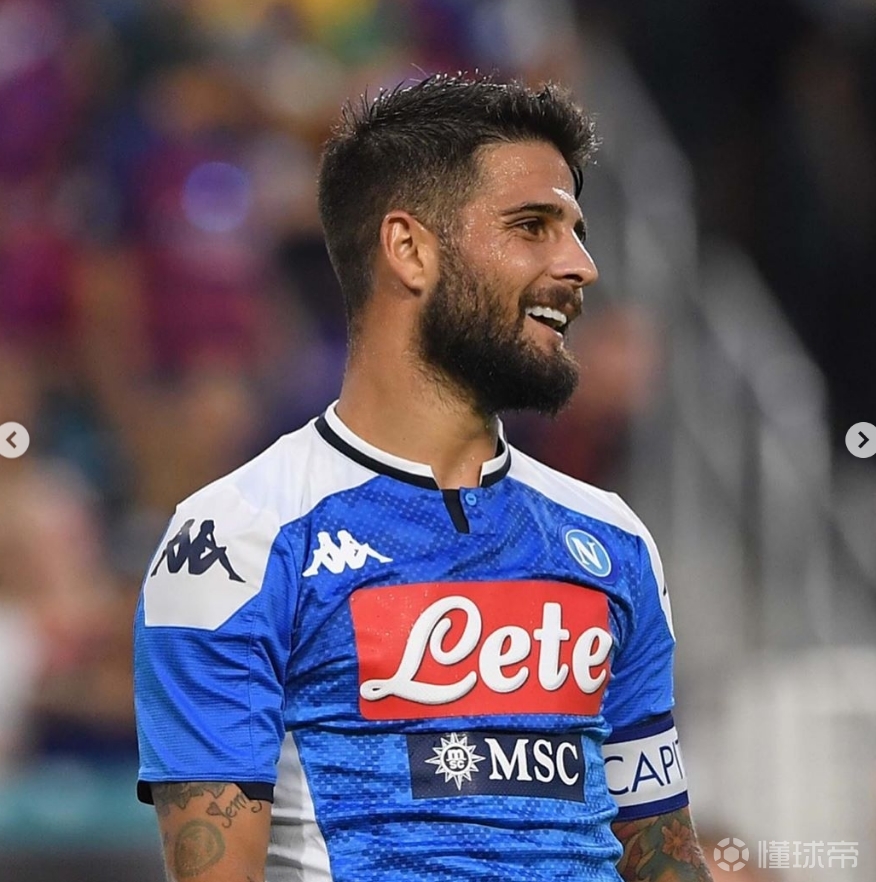 今晨那不勒斯手感冰凉:欧洲杯节点到来;更衣室稳定;赛季目标并未改变(巴塞罗那vs那不勒斯) 今晨那不勒斯手感冰凉:欧洲杯节点到来;更衣室稳定;赛季目标并未改变(巴塞罗那vs那不勒斯)