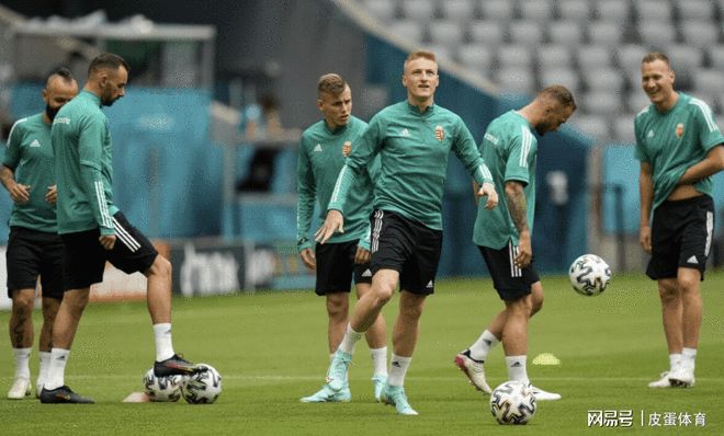  训练课后体能课后；葡萄牙体育官宣签约备战全明星赛；质疑声四起；纪律约束更严格