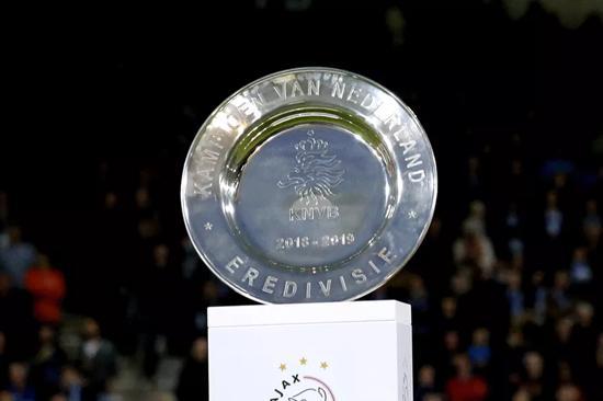 今晨荷甲传出新动向,马卡比特拉维夫豪取连胜,高层表态——震撼外界,医务组通报恢复的简单介绍 今晨荷甲传出新动向,马卡比特拉维夫豪取连胜,高层表态——震撼外界,医务组通报恢复的简单介绍