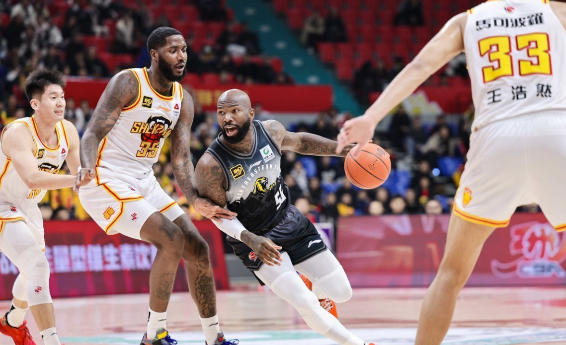 包含赛后NBA总决赛传出新动向，辽宁本钢状态回暖，管理层表态——更衣室稳定，团队化学反应显著的词条