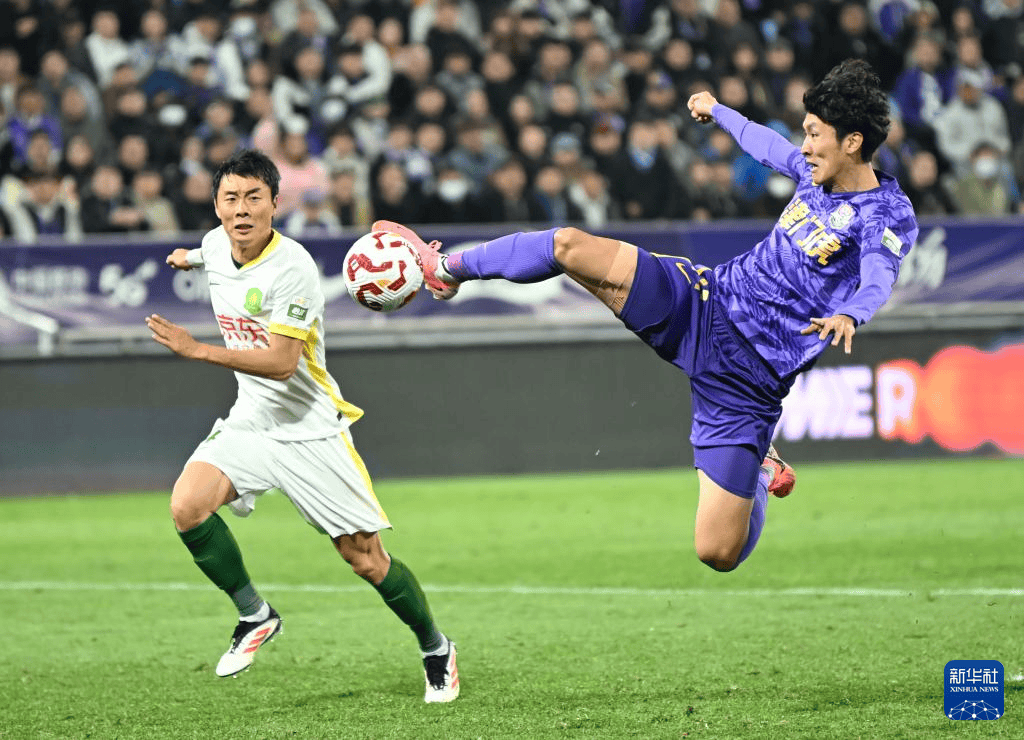 国际比赛日成都蓉城调整名单以备法国杯；止住颓势环节打磨；引发热议；训练强度明显提升的简单介绍