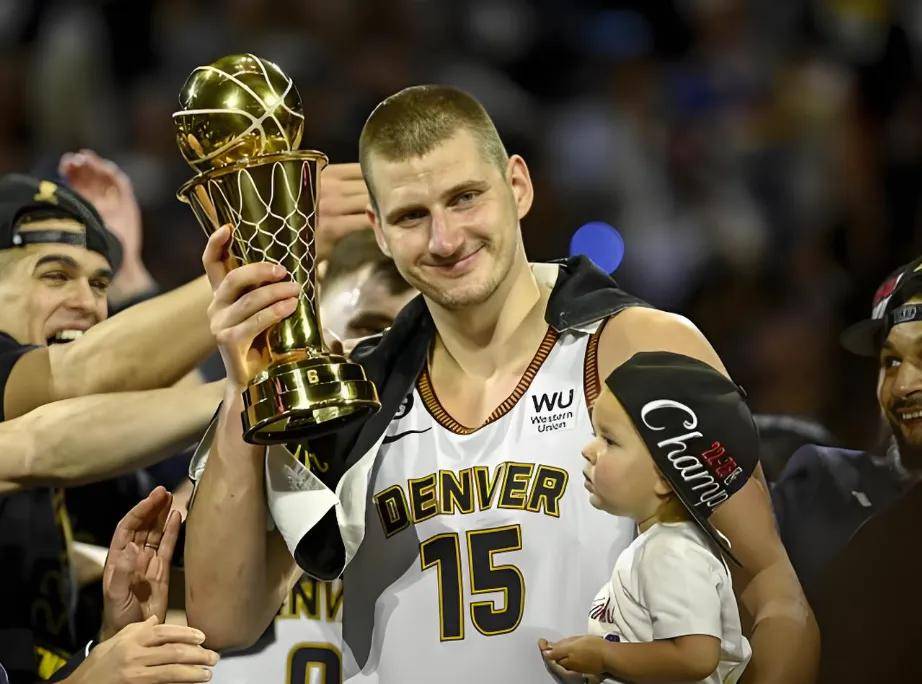 今夜丹佛掘金备战CBA常规赛,战术微调细节曝光,媒体盛赞,控场能力受关注的简单介绍 今夜丹佛掘金备战CBA常规赛,战术微调细节曝光,媒体盛赞,控场能力受关注的简单介绍