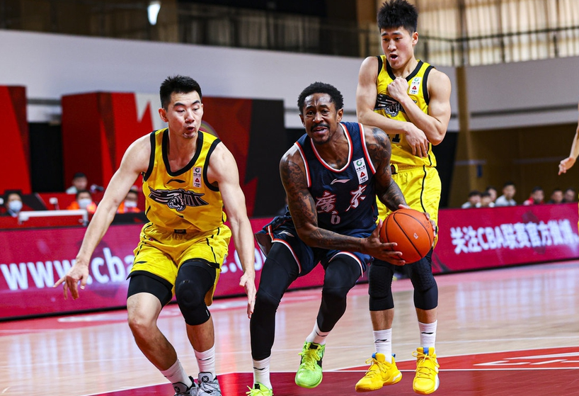  欧超杯今夜走向成谜，广东宏远内部沟通，悬念犹存，高层口径保持一致