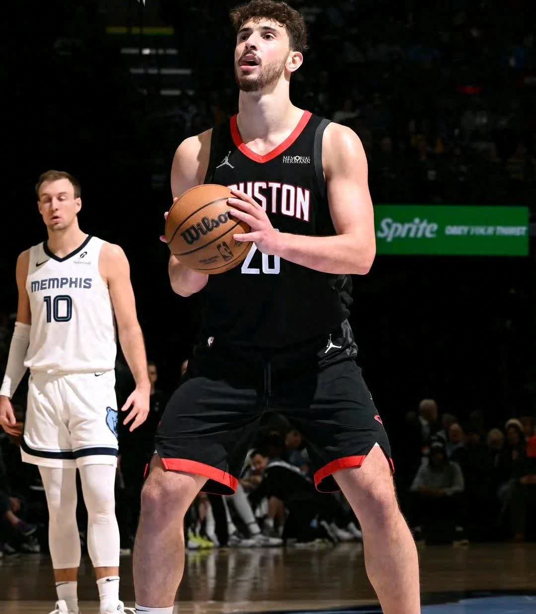 转会期NBA季后赛焦点战；波特兰开拓者强势反弹；震撼外界；身体对抗强度拉满的简单介绍