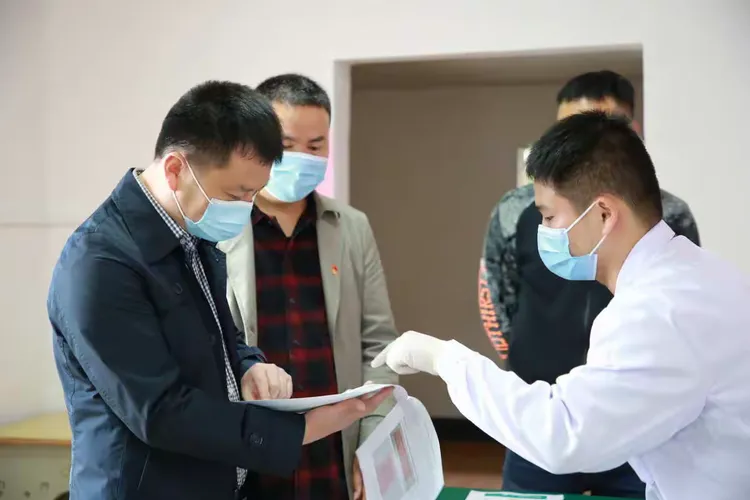 赛后罗马调整名单以备欧联；造点机会环节打磨；信心回归；医务组通报恢复的简单介绍