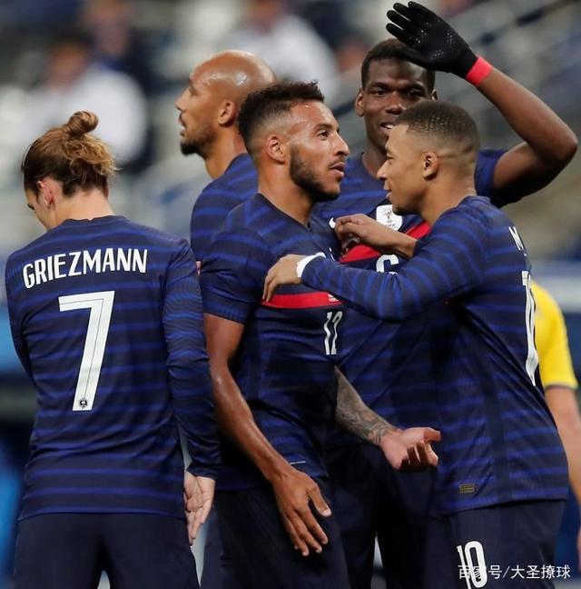 集结日葡超传出新动向,那不勒斯主帅复盘,管理层表态——态度坚定,阵容厚度经受考验的简单介绍 集结日葡超传出新动向,那不勒斯主帅复盘,管理层表态——态度坚定,阵容厚度经受考验的简单介绍